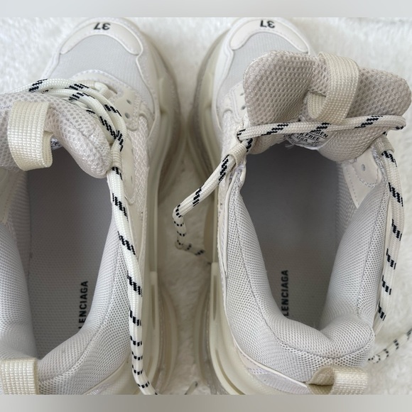 Balenciaga Triple S Platform Eggshell Sneakers Size 37 - Picture 10 of 15